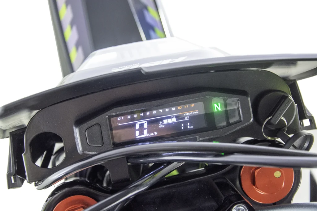 cross-asixmotors-xb-67-5