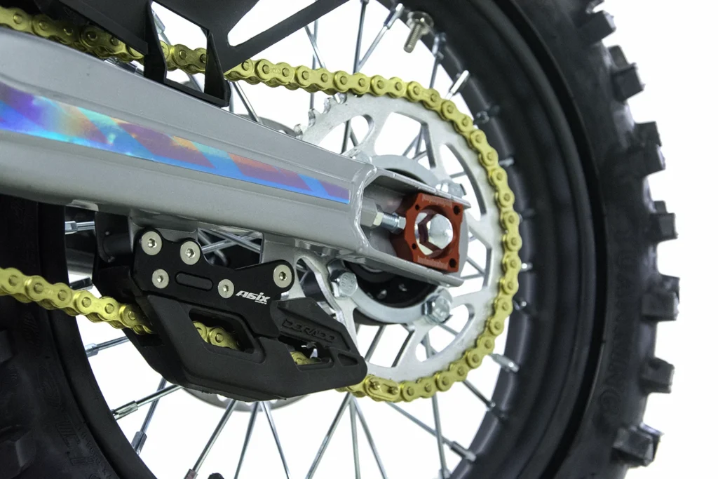 cross-asixmotors-xb-67-8