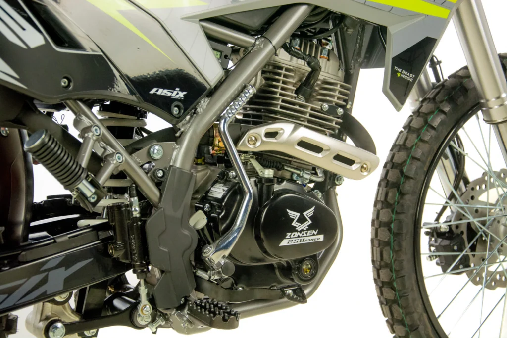 cross-asixmotors-xb-82-a1-4