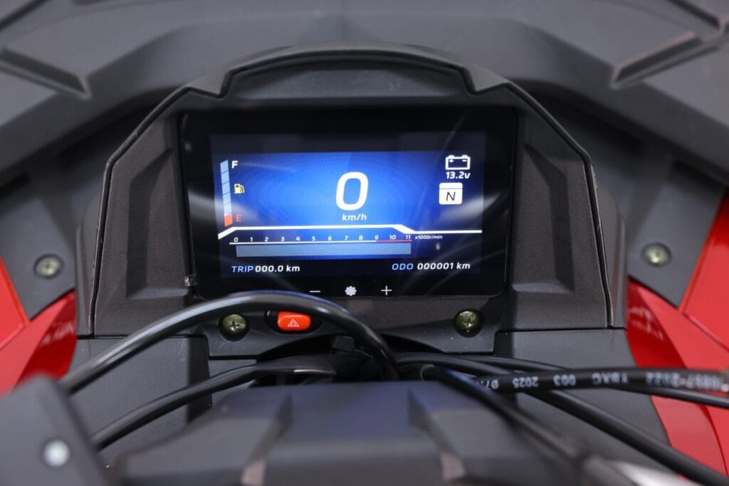 quad-asixmotors-duze-tytan-200-rr-4