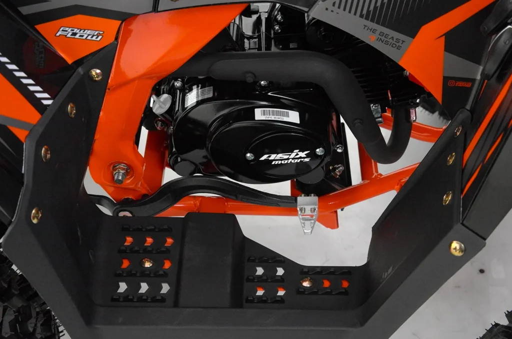 quad-asixmotors-srednie-commander-5